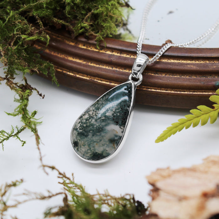 FOREST FOLLY - Sterling Silver & Moss Agate Necklace