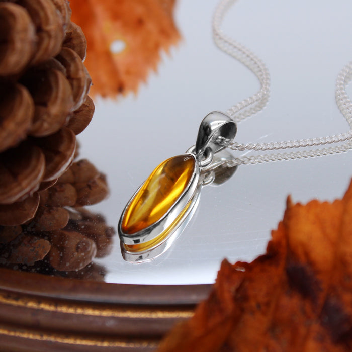 GOLDEN HOUR - Sterling Silver & Baltic Amber Necklace