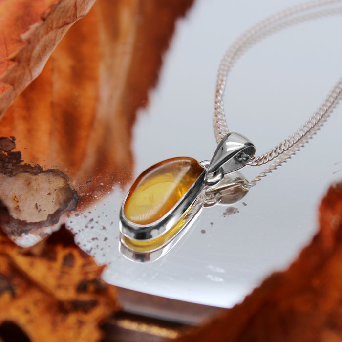 GOLDEN HOUR - Sterling Silver & Baltic Amber Necklace