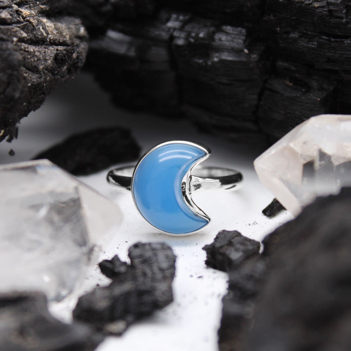 BLUE MOON - Sterling Silver & Blue Chalcedony Ring - US 11