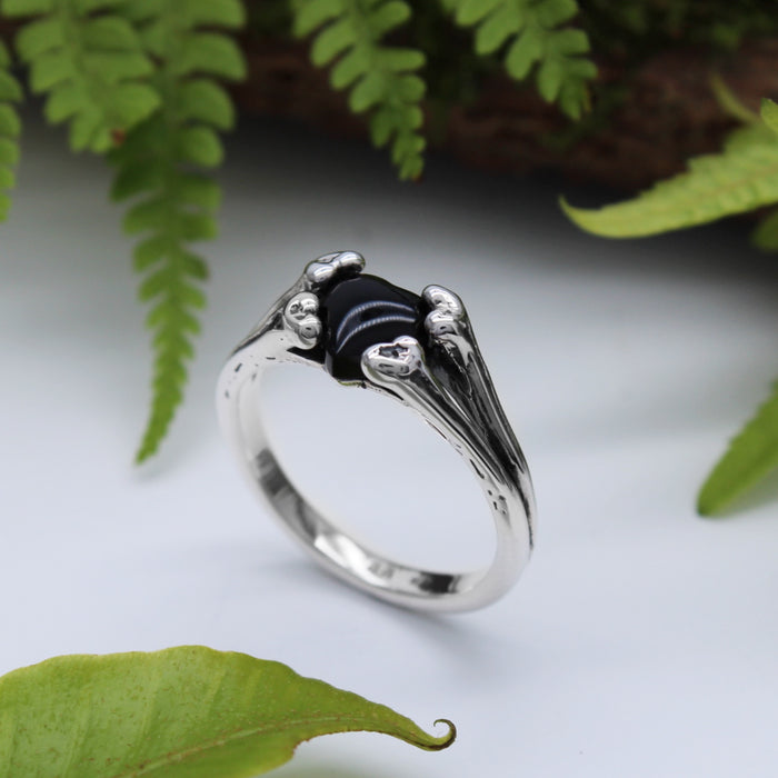 HEART & BONE - Sterling Silver & Onyx Ring SAMPLE - US 8